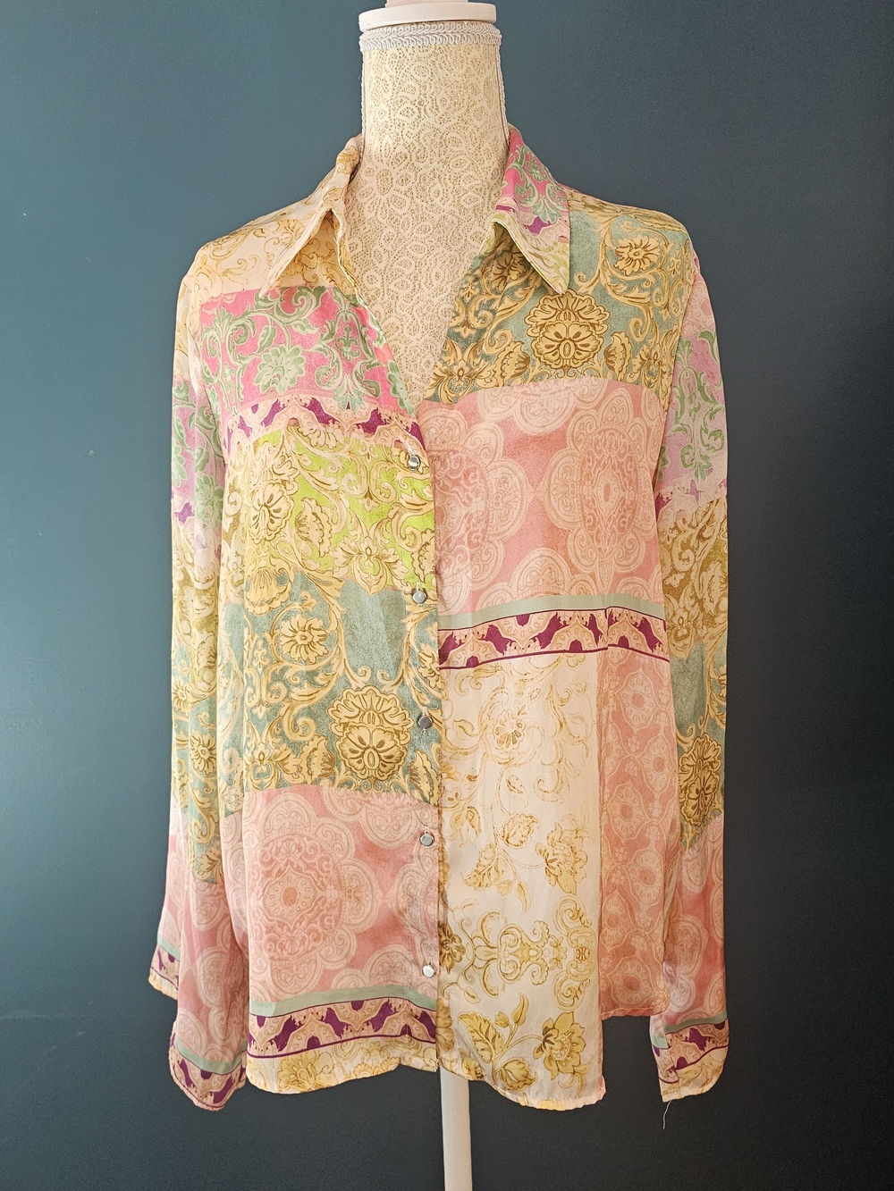 Zara Pastel Floral Baroque Patchwork Button-Down Shirt . Sz XL. 22B x 26"L